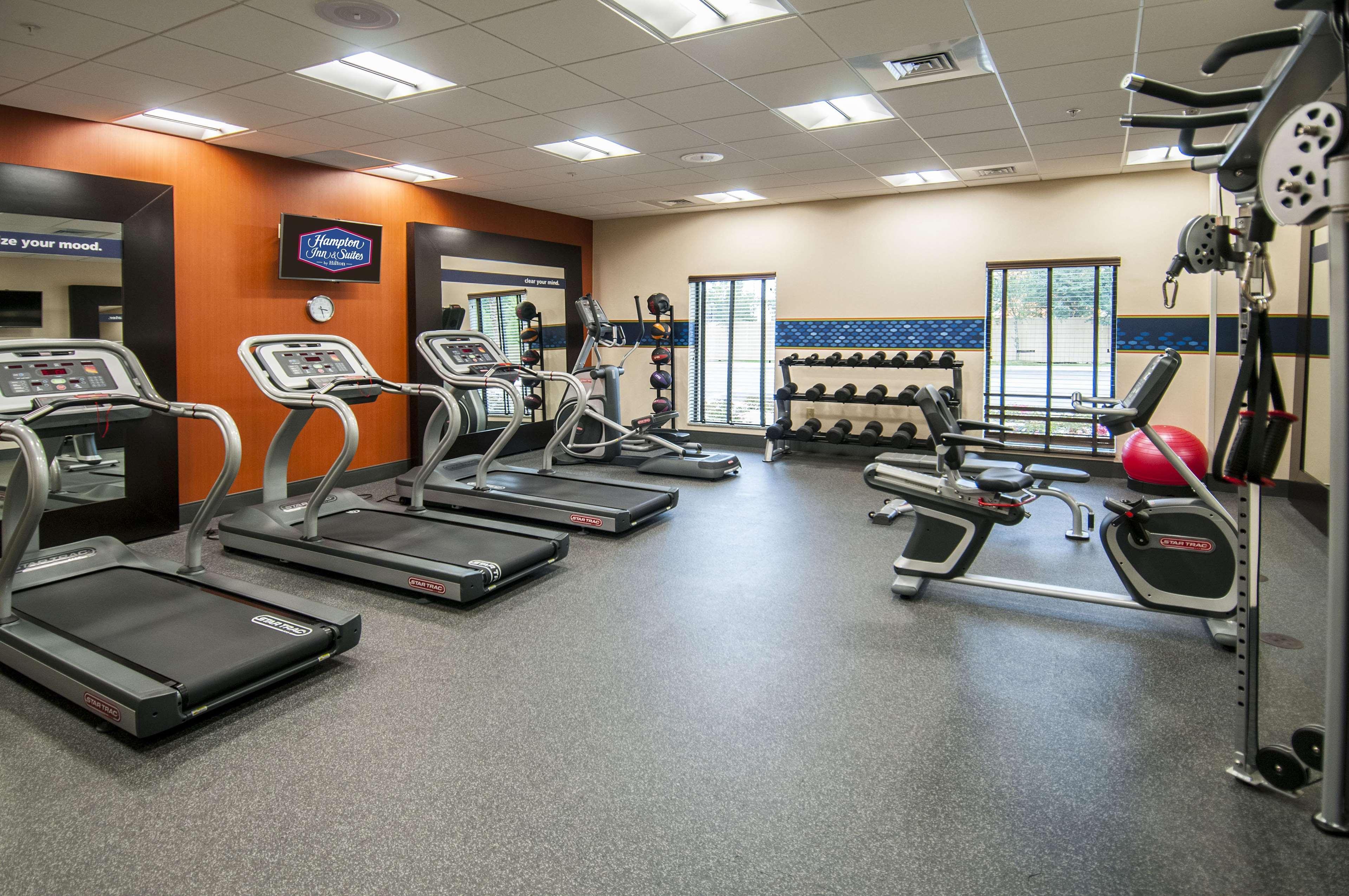 Hampton Inn & Suites Pensacola/I-10 Pine Forest Road Ferry Pass Екстериор снимка