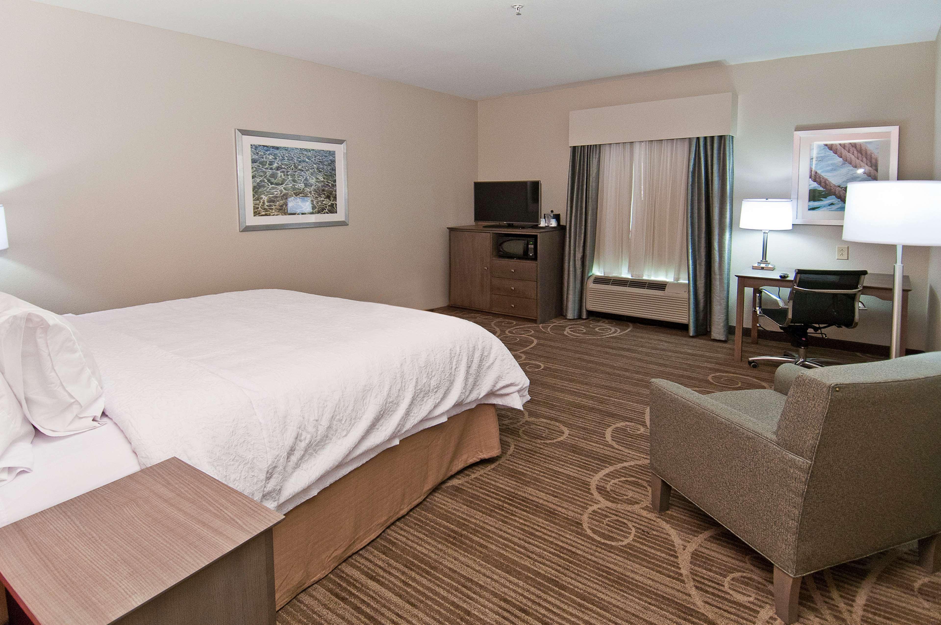 Hampton Inn & Suites Pensacola/I-10 Pine Forest Road Ferry Pass Екстериор снимка