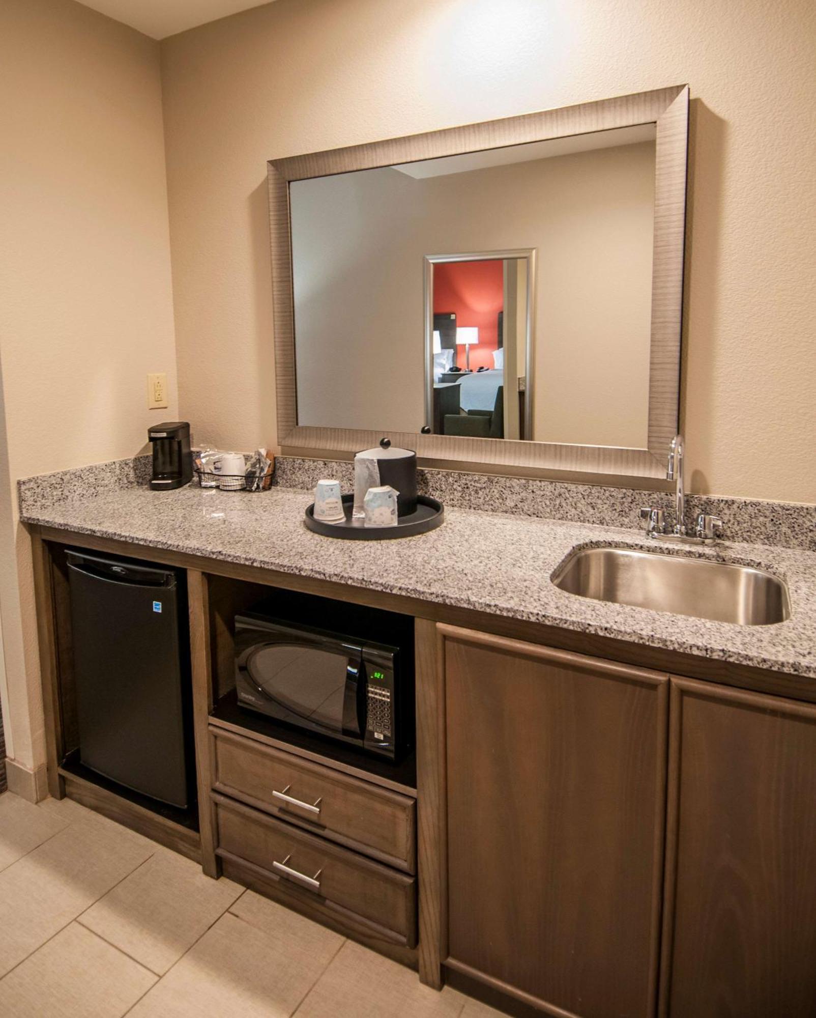 Hampton Inn & Suites Pensacola/I-10 Pine Forest Road Ferry Pass Екстериор снимка